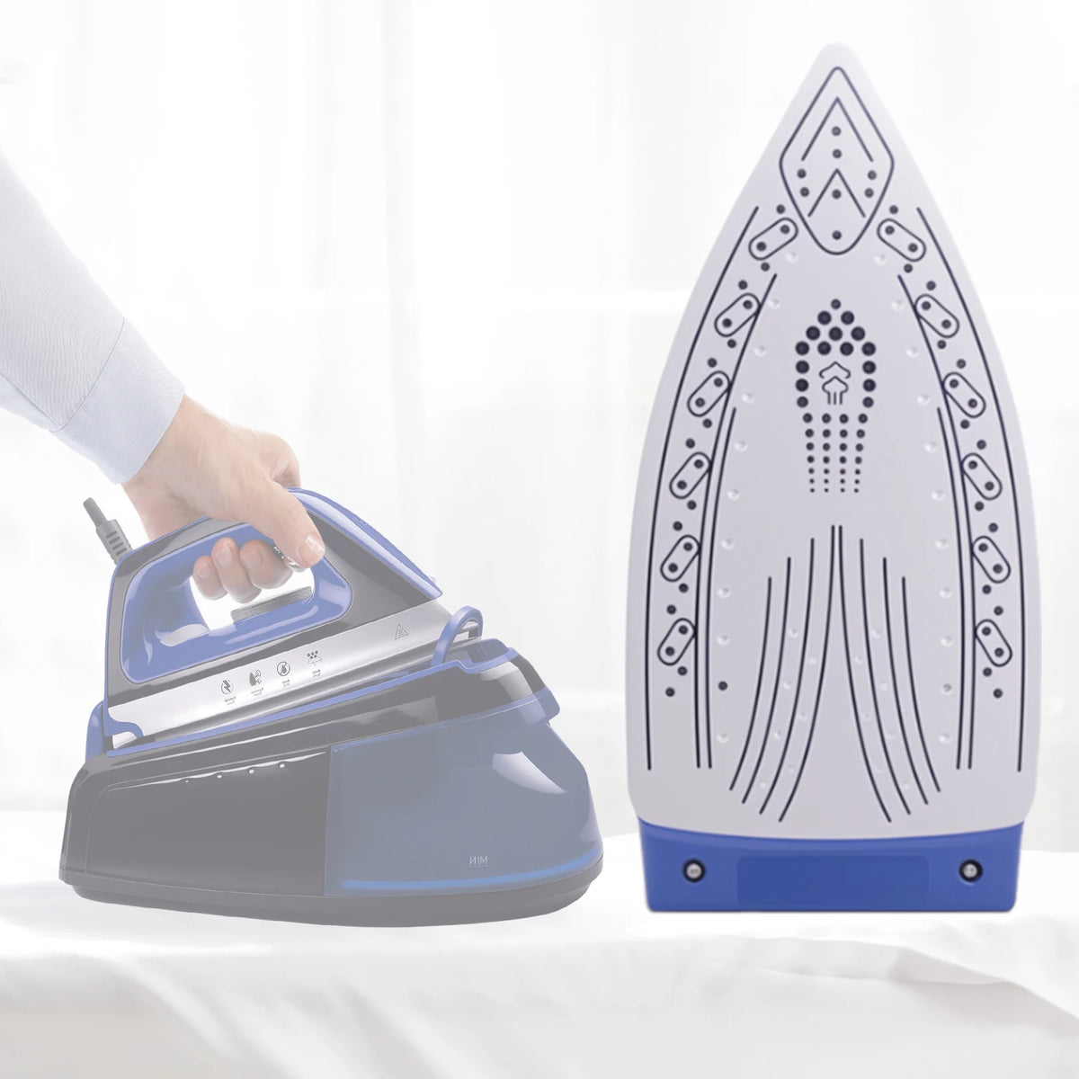 Ferro da stiro a vapore da 2400 W con serbatoio da 1 litro e piastra in ceramica, capacità di emissione di vapore verticale di 40-60 g/min, 360 ° Cavo Girevole per Uso Domestico/Alberghiero