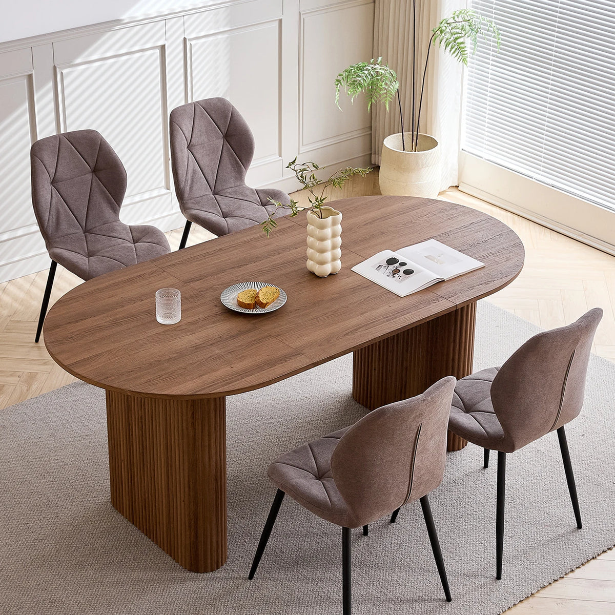 EGOONM Tavolo da Pranzo Moderno Ovale con Base Scanalata, Tavolo da Cucina per 6-8 Persone, Tavolo in Legno per Sala da Pranzo