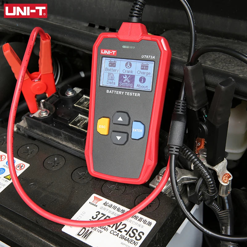 UNI-T Tester batteria per auto UT673A UT675A 12V 24V DC Tester di carico Misuratore di capacità Controllo batteria Test di avviamento del circuito di ricarica