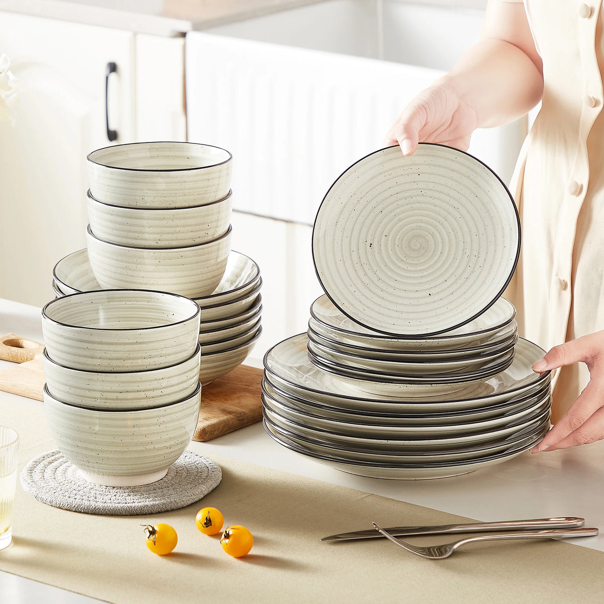 vancasso 24/48 pezzi piatti Beige set da pranzo set di stoviglie in ceramica spirale dipinta a mano con 6 piatti per la cena/Dessert/zuppa/ciotola
