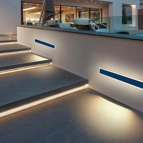 Lampade da parete solari per esterni IP65 LED impermeabile lungo 60 cm, paralume in acrilico 10 W per montaggio a parete per portico, patio, ingresso