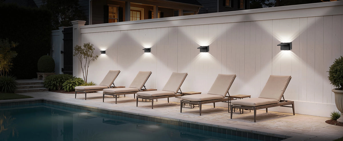 Lampade solari da parete Intelamp, confezione da 2 con telecomando,3 modalità di colore, IP65 |Illuminazione personalizzabile su/giù, lampada solare impermeabile IP65 per pareti esterne, recinzioni, patii e ingress