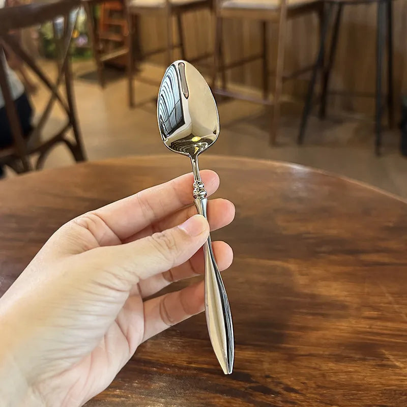 Set di posate per bistecche in acciaio inossidabile 304 di alta qualità, 6 pezzi, coltello, forchetta e cucchiaio creativi e rinforzati, stoviglie per hotel e ristoranti