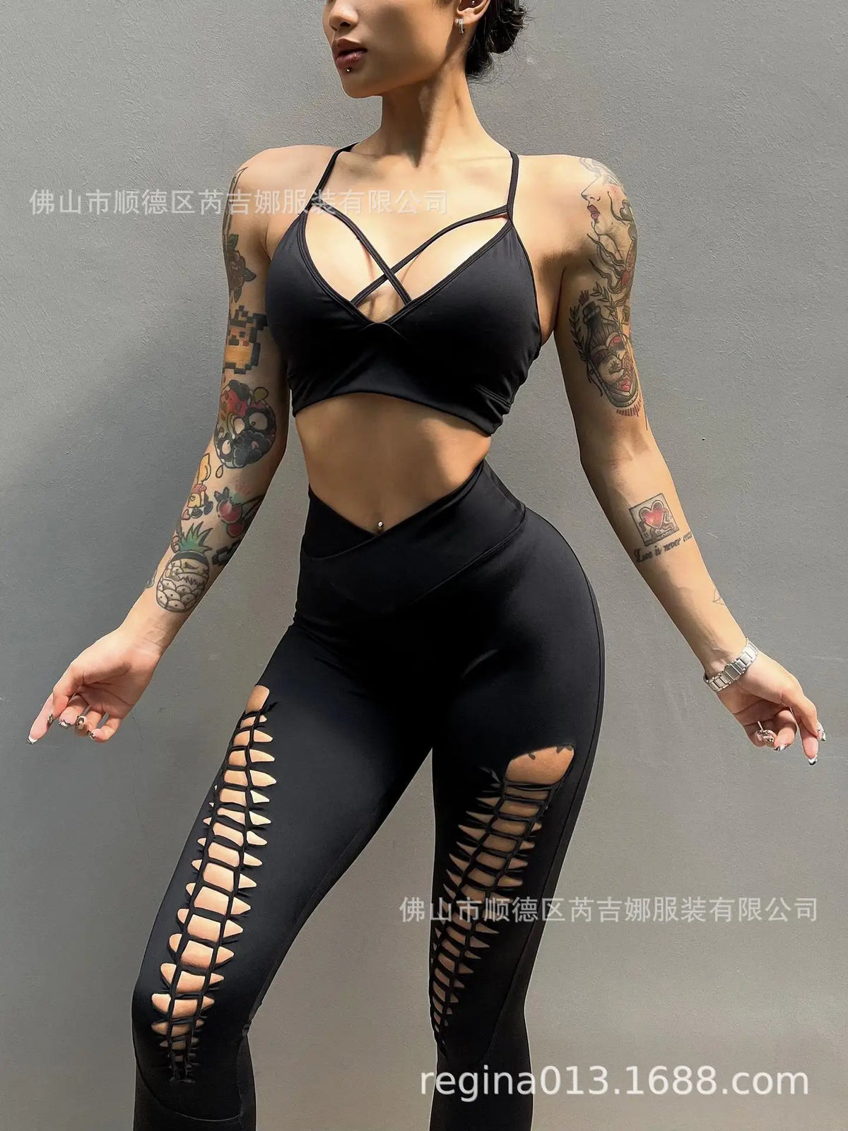 Reggiseno sportivo leggero a V profonda e sexy, pantaloni yoga a vita alta modellanti e scollati da donna