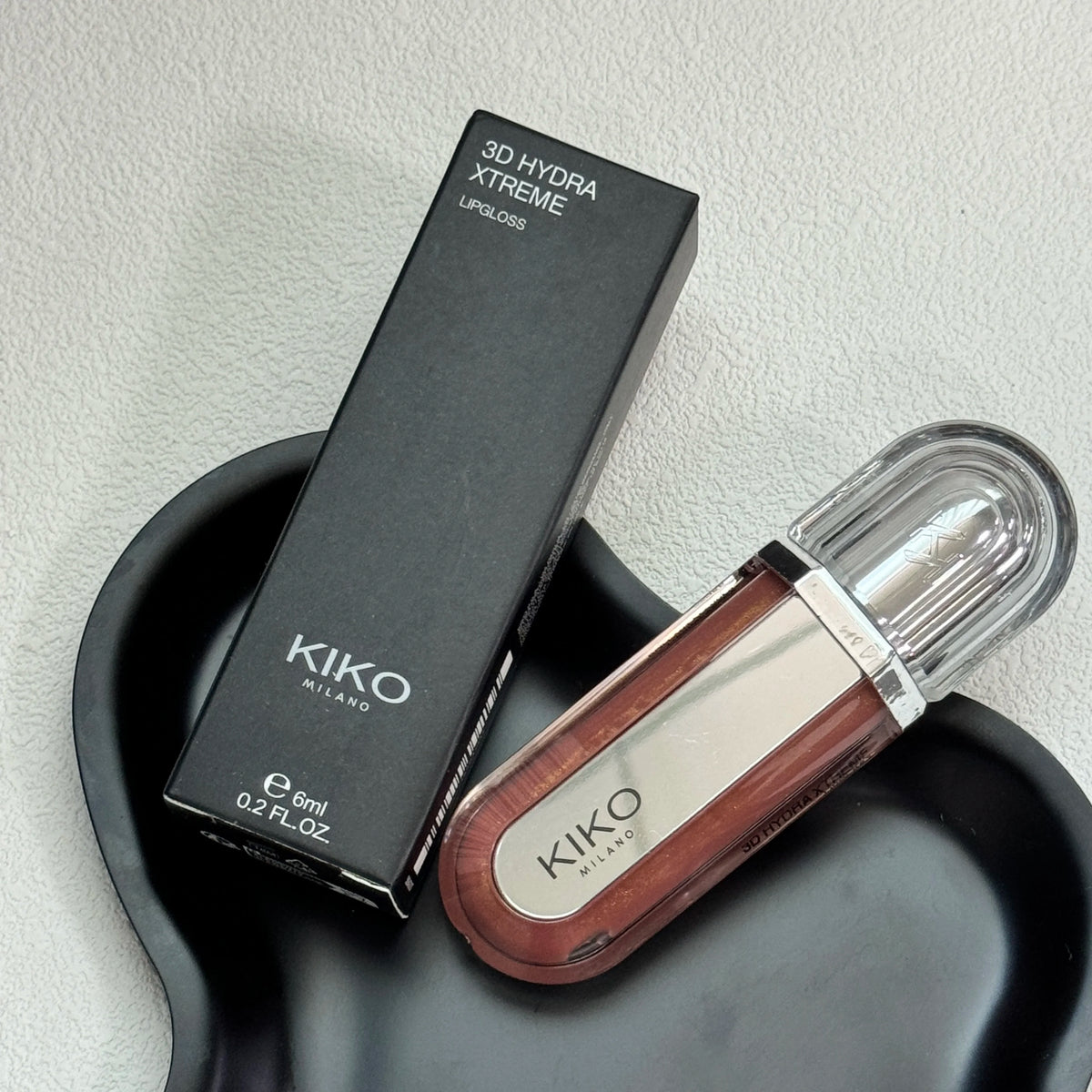 Kiko Milano, lucidalabbra liquido 3D, finitura trasparente a specchio, nutriente, illumina, volumizza, lunga durata, cosmetici per il trucco delle labbra.