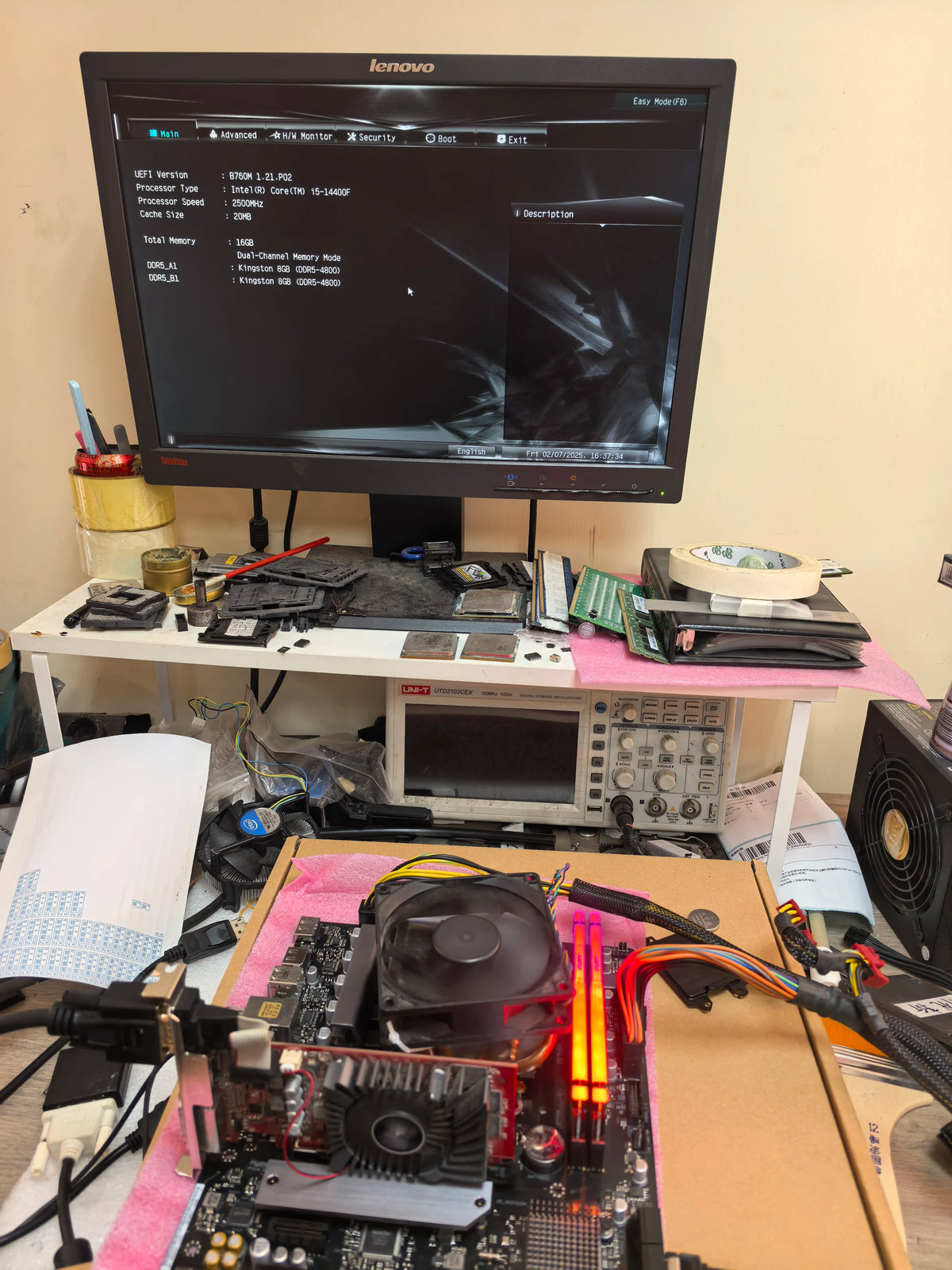 Scheda Madre ASRock B760M Intel B760 LGA 1700 DDR5 Micro ATX M.2 Supporto per CPU Core I5-13600 Core I9-13900 Core I7-13700T I3-12100