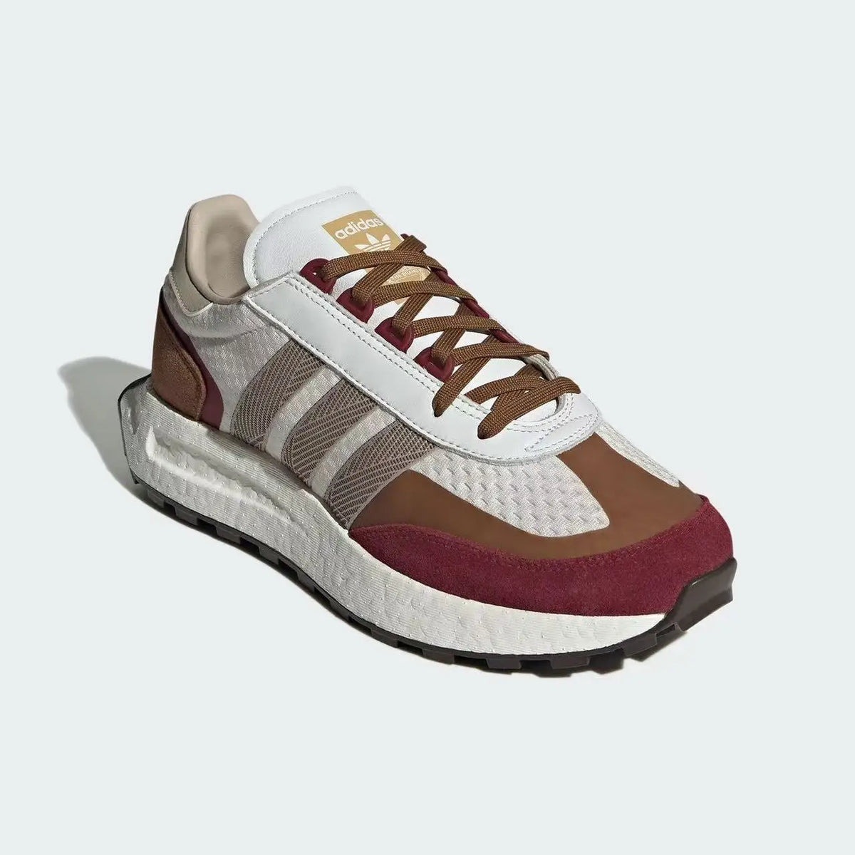 Scarpe da corsa casual Adidas, realizzate in tessuto traspirante, con suola spessa, modello «dad shoes» che slancia la figura, scarpe sportive unisex, modello JI2529.