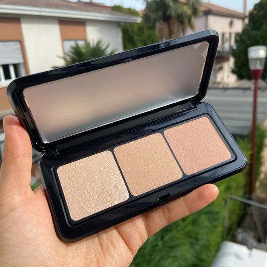 KIKO Contour Obsession Palette Contour & Highlighter per Scolpire Naso e Linea della Mascella, Trucco Viso Facile da Sfumare, Compatto con Specchio Integrato