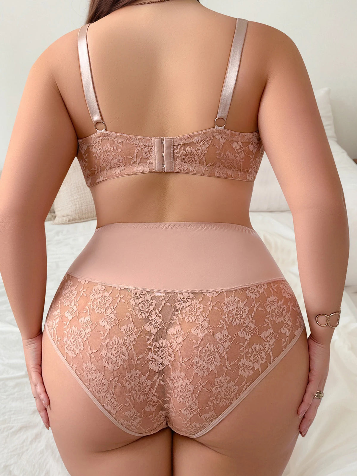 Set intimo da donna sexy in 2 pezzi taglie forti pizzo semitrasparente moda retrò biancheria intima grande rosa Lingerie MR3419
