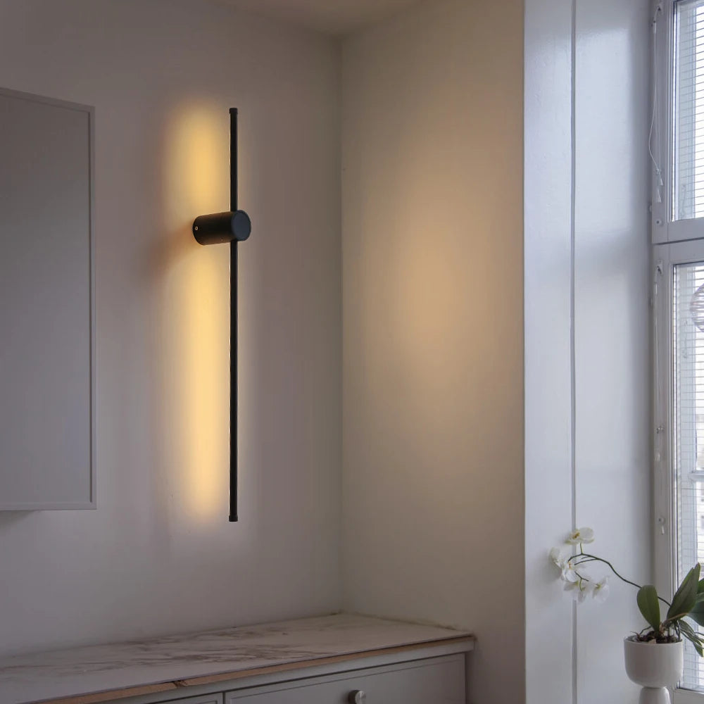 Lampada da parete moderna a LED 350 ° Lampada da parete lunga con rotazione Lampada da parete per camera da letto Soggiorno TV Divano Sfondo Apparecchio di illuminazione per interni