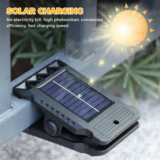 Clip su luci solari LED impermeabili per esterni Luci con sensore di movimento 3 modalità 3 modi di montaggio Illuminazione di sicurezza solare per recinzione