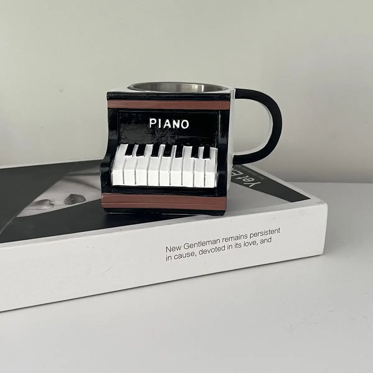 Nuovo unico strumento musicale tazza da caffè creativo 3D sassofono violino tazza nuove tazze tazza di latte regalo di fascia alta ornamenti per il desktop