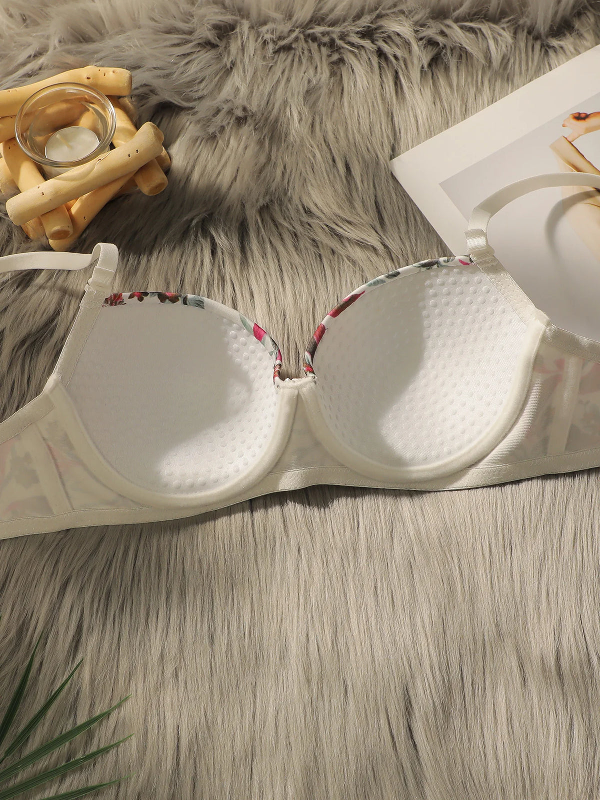 Set di biancheria intima modello rinted carino da donna di vendita caldo che raccoglie push up set di reggiseno aderente sottile e confortevole A2134