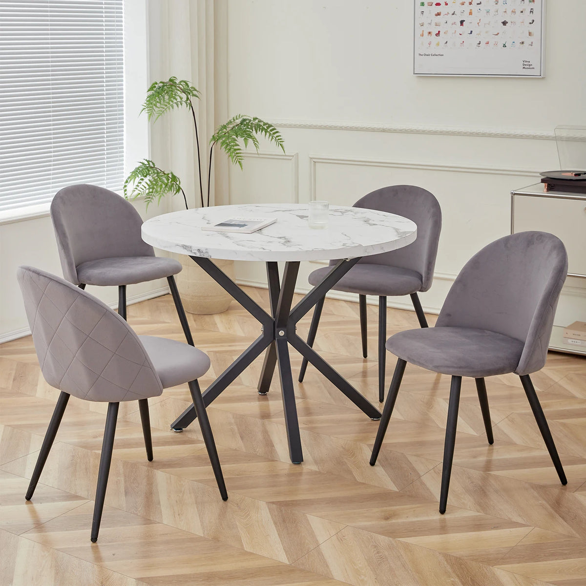 Un Set di 4 sedie da pranzo nordiche da cucina camera da letto comò in velluto Party sedie da pranzo di lusso moderne Design mobili per la casa unici