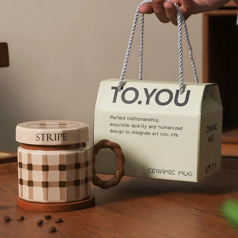 Tazze in ceramica retrò creative, alto livello di aspetto, tazze famose in Internet, souvenir di lusso leggero, tazze da caffè con LIDS