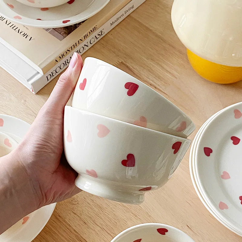 Set di stoviglie in ceramica a forma di cuore, piatto piano, insalatiera di riso, tazza da caffè, amore giapponese, regalo caldo per San Valentino