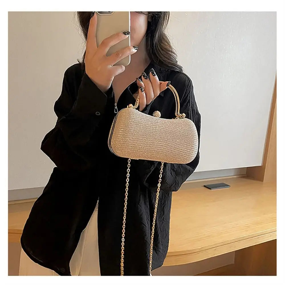 Borsa da sera da donna con perline da sposa Borsa da pranzo Borse a tracolla a catena Elegante pochette con strass Borsa da sera a forma di uovo
