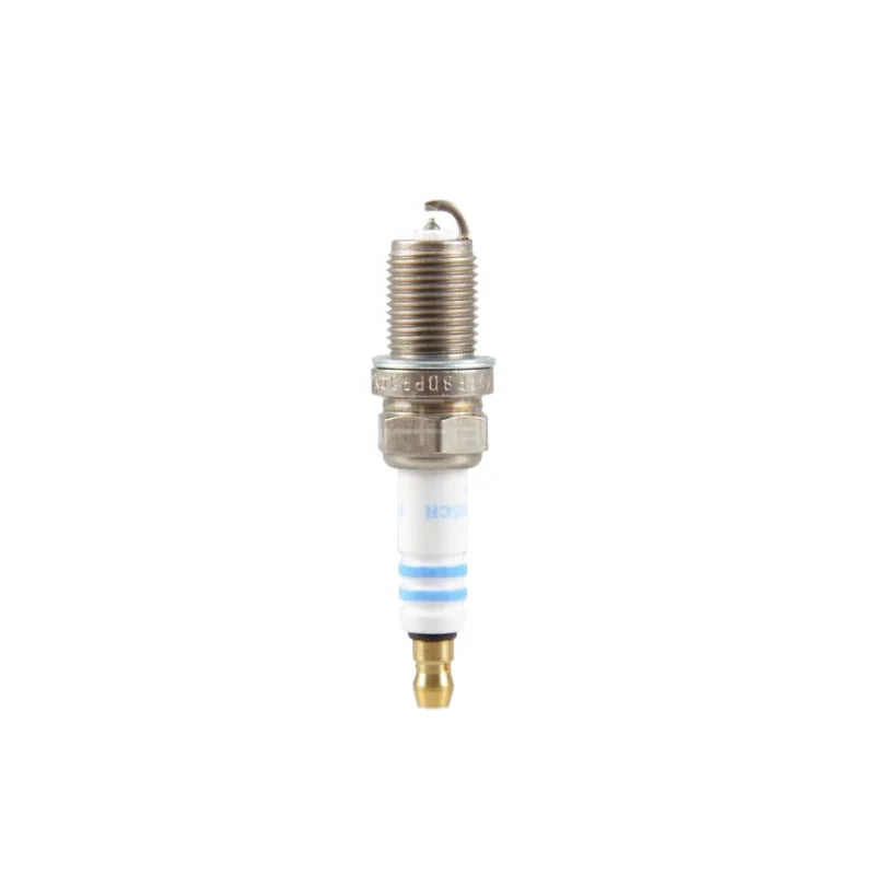 4 candele d'accensione Bosch Single Platinum FR8DPP30X per Toyota Camry Vios Yaris Corolla Matrix RAV4 Land Cruiser Prado