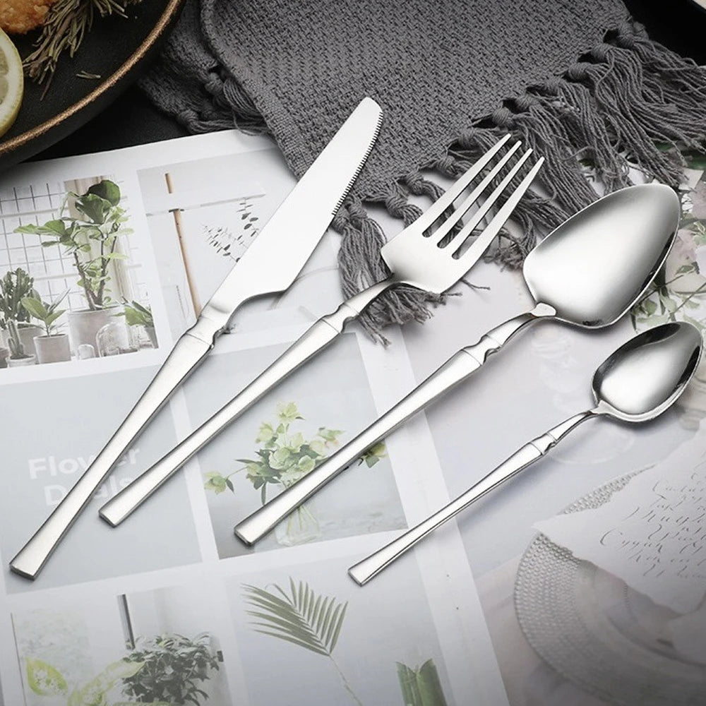 Set di posate da 24 pezzi in acciaio inox, coltelli, forchette, cucchiaini da caffรจ, stoviglie lavabili in lavastoviglie.