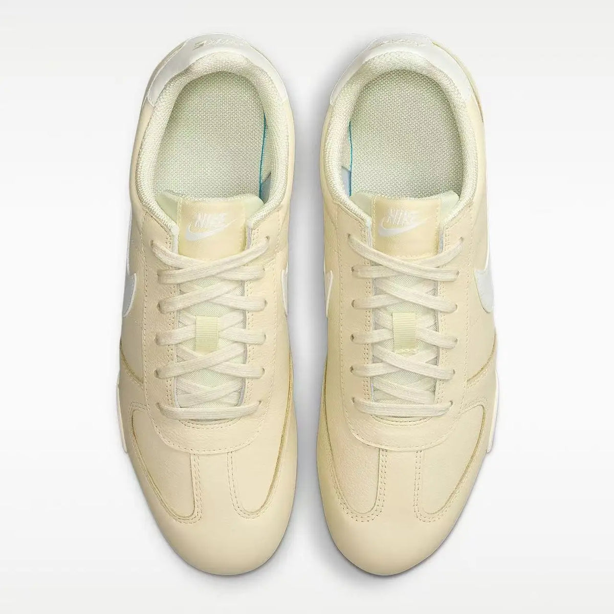 Nike beige vintage casual con delicato motivo litchi, piccolo Swoosh bianco, scarpe basse semplici, versatili e di tendenza HQ1625-500