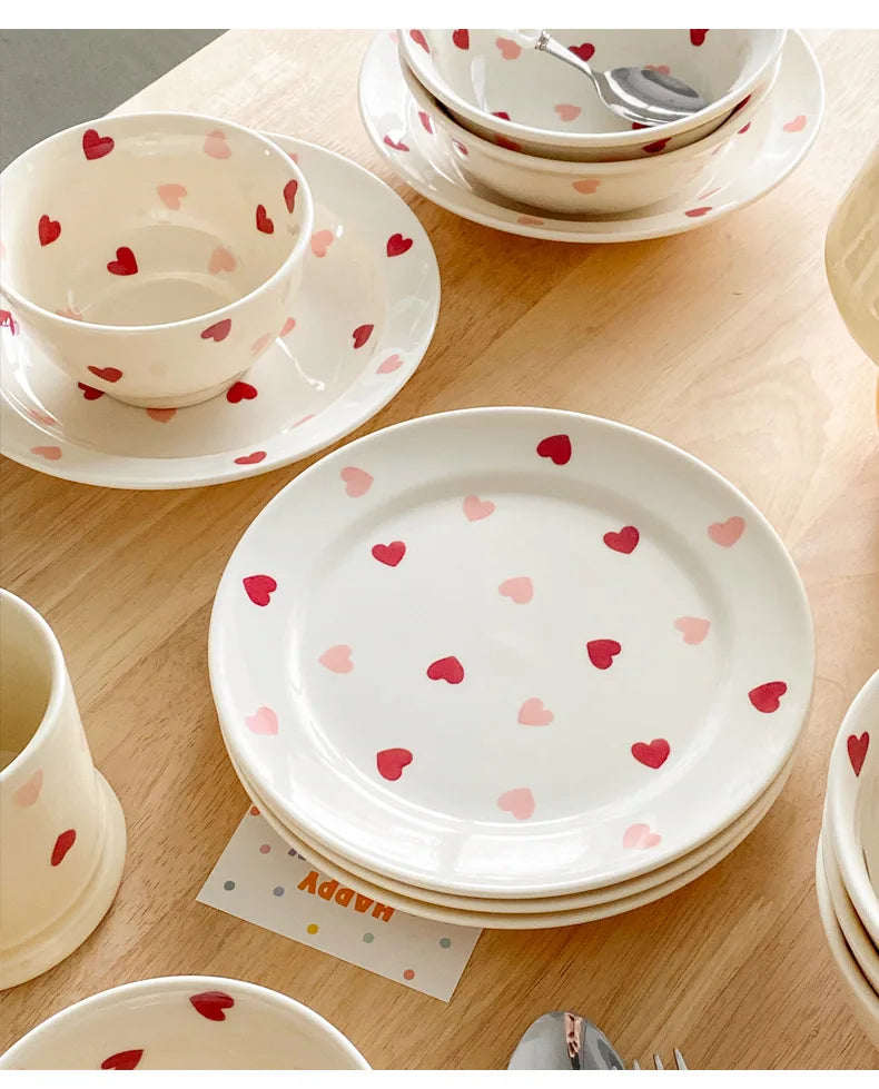 Set di stoviglie in ceramica a forma di cuore, piatto piano, insalatiera di riso, tazza da caffè, amore giapponese, regalo caldo per San Valentino