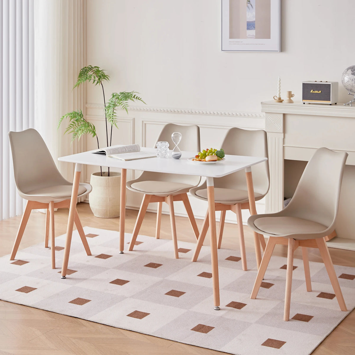 Un set di 6 sedie da pranzo medievali nordiche Sedile imbottito in PU Gambe in legno di faggio Sedie da scrivania per sala da pranzo Camera da letto Balcone Ristorante