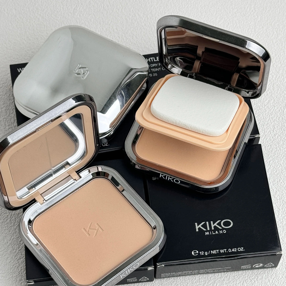 KIKO Milano Cipria Opaca Pressata Controllo Olio e Riduzione dei Pori Cipria Fissante a Lunga Durata Finitura Naturale Effetto Soft-Focus Trucco Viso