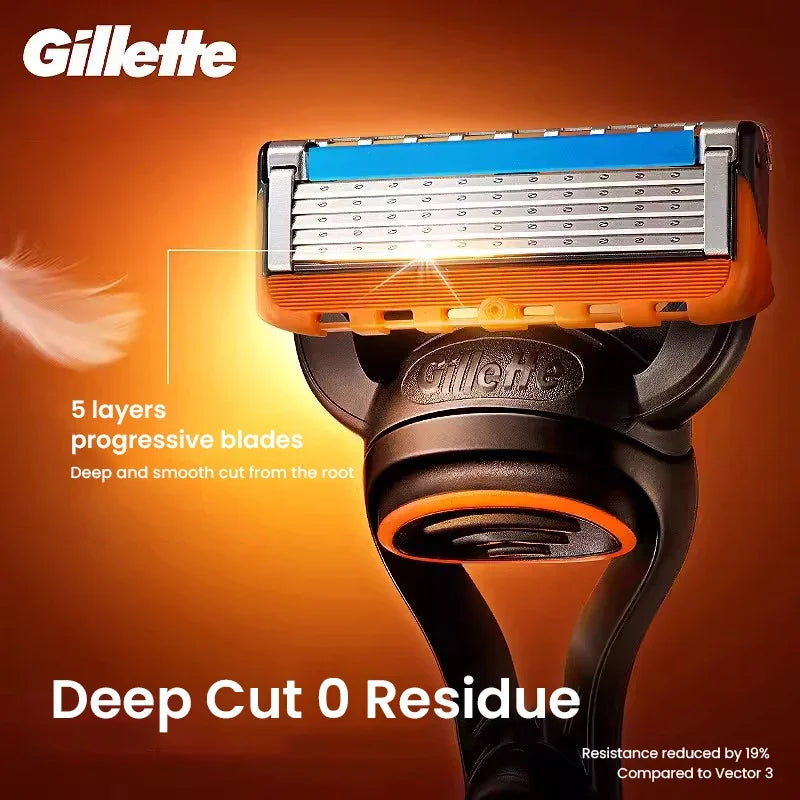 Set Rasoio Gillette Fusion 5 con 5 Lame Ultra-Sottili, Striscia Lubrificante e Rifinitore Posteriore, Disponibile in Diverse Specifiche