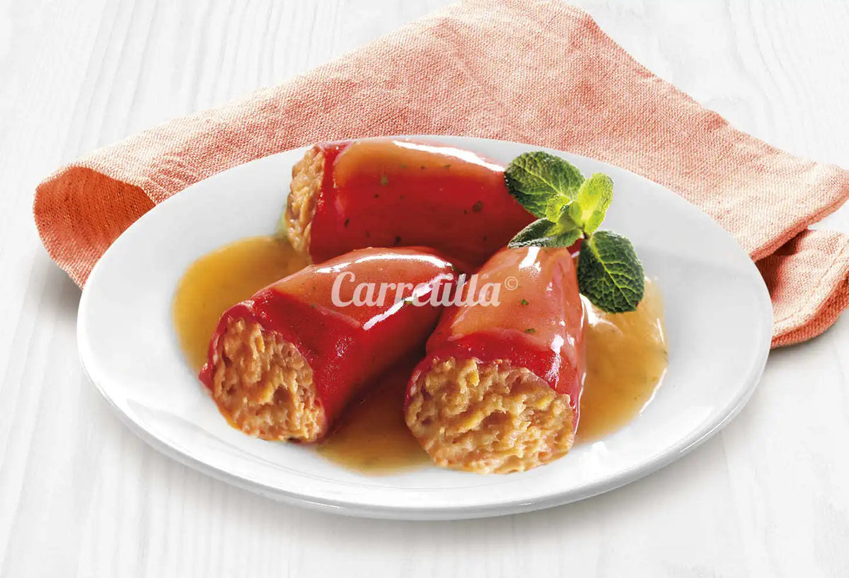 Peperoni Piquillo Ripieni di Carne Forklift - 10 Unità da 280 gr. Piatto pronto in 2 minuti, realizzato con ingredienti selezionati, senza conservanti, coloranti, olio di palma o additivi.