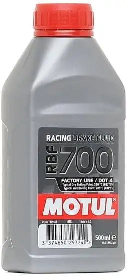 MOTUL RBF 700 
 Liquido freni da competizione 100% sintetico – DOT 4 
 Punto di ebollizione molto alto: 336 ° C/637 ° F. 
 Per sistemi frenanti e frizione idraulici. 
 Contenitore da mezzo litro.