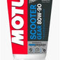MOTUL SCOOTER GEAR 80W-90W 
 Olio per Trasmissione ad Alta Pressione 
 Minerale. 
 Contenitore di