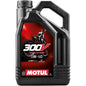 MOTUL 300V FACTORY LINE OFF-ROAD 5W-40 4T 
 Olio lubrificante per motori da competizione 4T sviluppato per prototipi ad alte prestazioni e motociclette Off-Road di serie. 
 Contenitore da 4 litri.