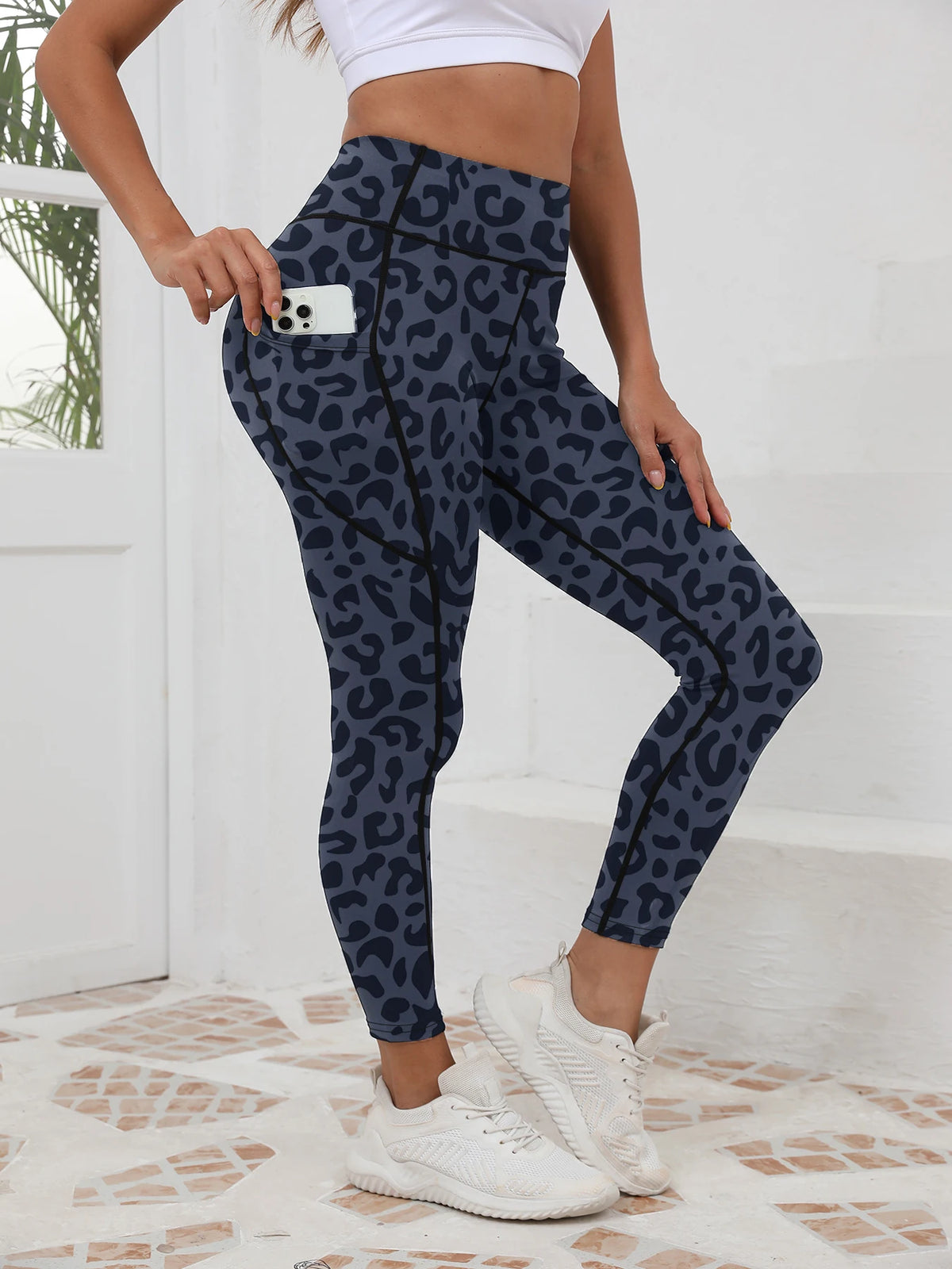 Pantaloni fitness da donna con tasca a vita alta stampati abbinati a pantaloni da yoga addominali attillati, adatti per correre, escursioni e sp