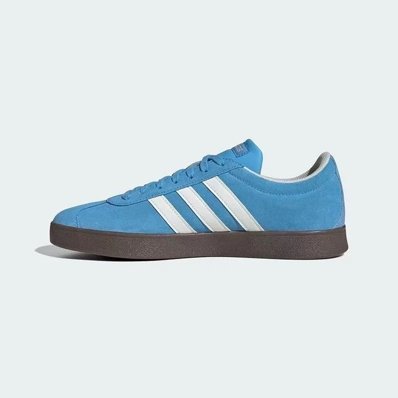Sneakers Adidas Fresh Blue Tone - Scarpe sportive casual retrò con tre strisce classiche e striscia bianca JS4594
