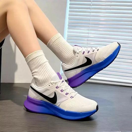 Scarpe da corsa sportive da donna Nike, modello autunnale RUN SWIFT 3, con sistema di ammortizzazione Air, per la stagione autunnale - DR2698-110.