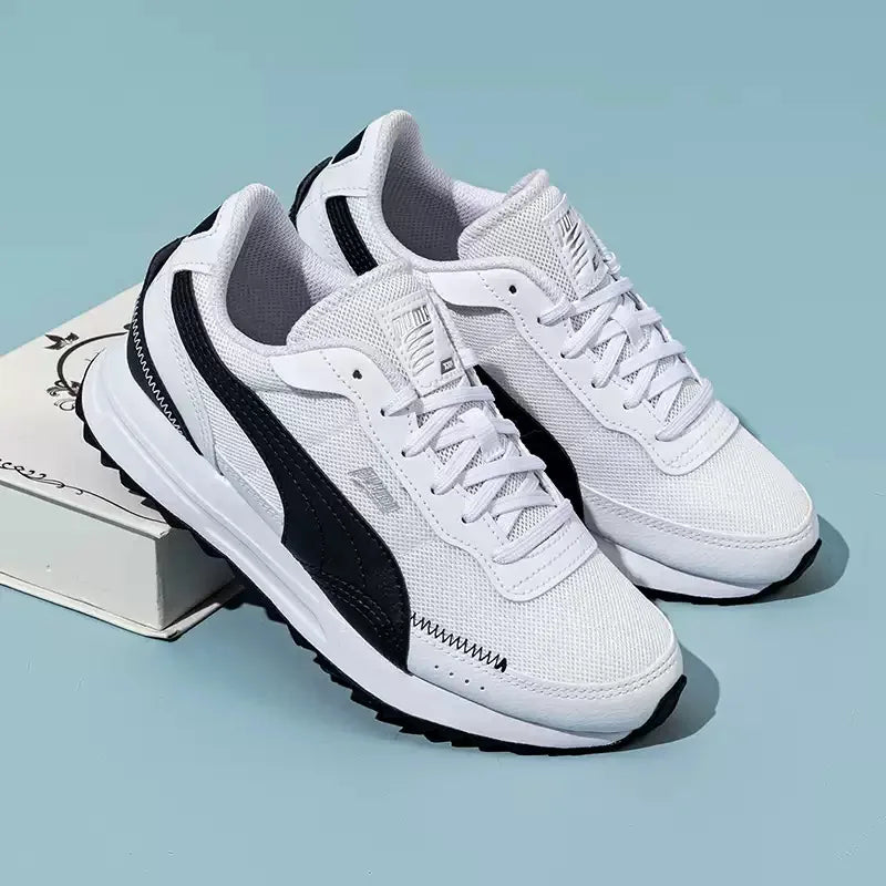 PUMA Sneakers Casual Retrò Bianche e Nere, Traspiranti, Leggere, Antiscivolo, Modello 397432-05