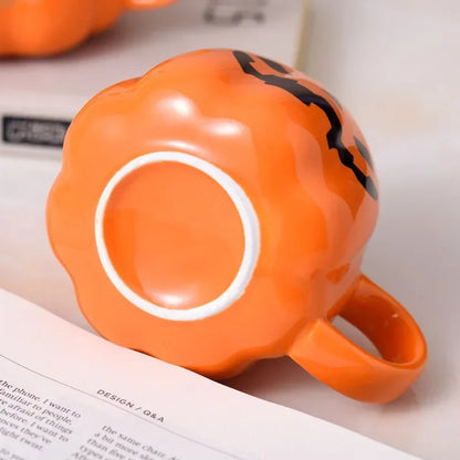 1pc 400ml Zucca di Halloween Tazza Decor Modello di Halloween Tazza di Ceramica Carino Zucca Tazza di Caffè di Compleanno Da Tavolo Drinkware Regali