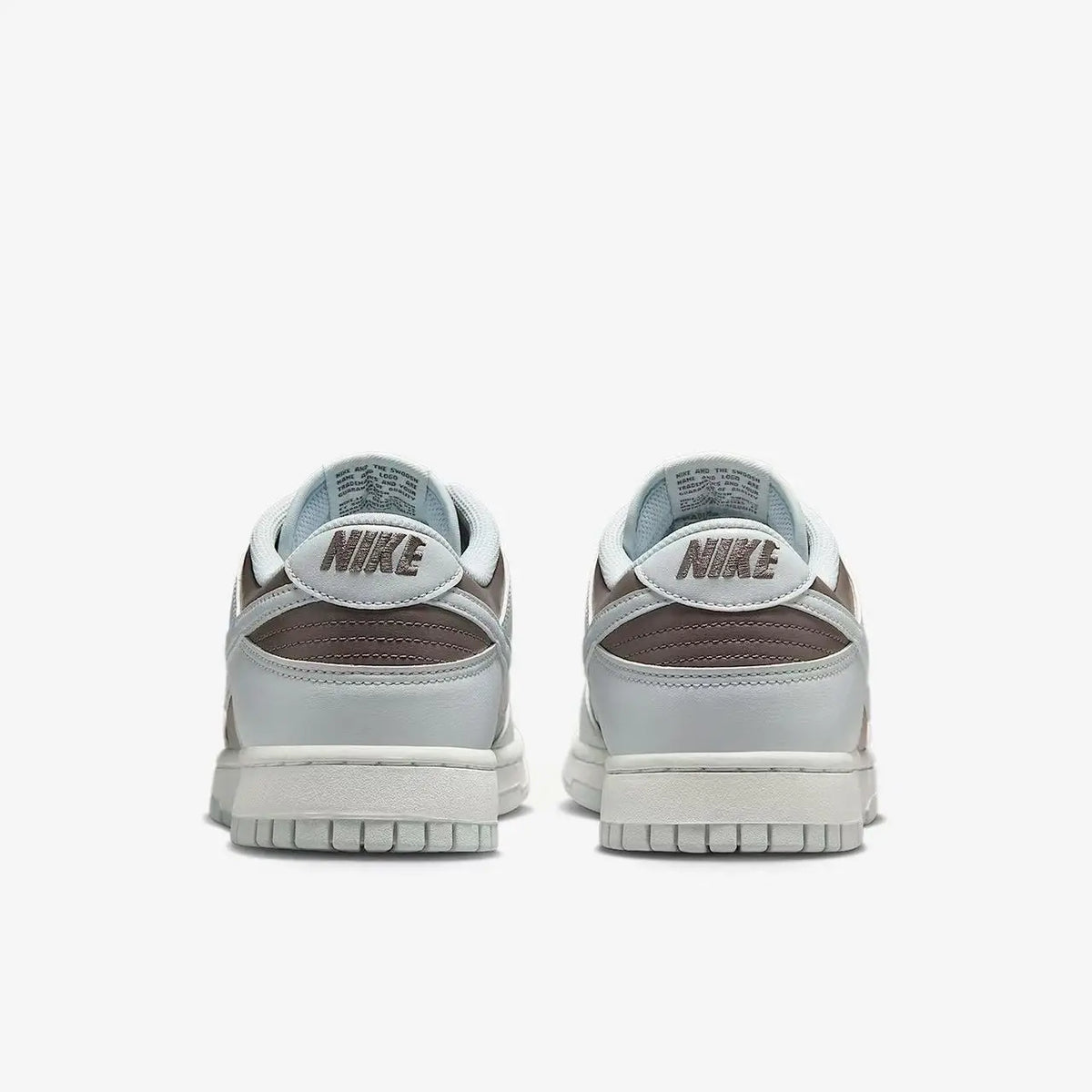 Sneakers basse Nike bianche e grigio chiaro con dettagli rosa menta, pannelli in rete per una maggiore traspirabilità, modello casual alla moda DX6060-121