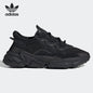 Adidas Originals OZWEEGO 'Black Warrior', sneakers casual retrò in rete, modello interamente nero, EE7775.