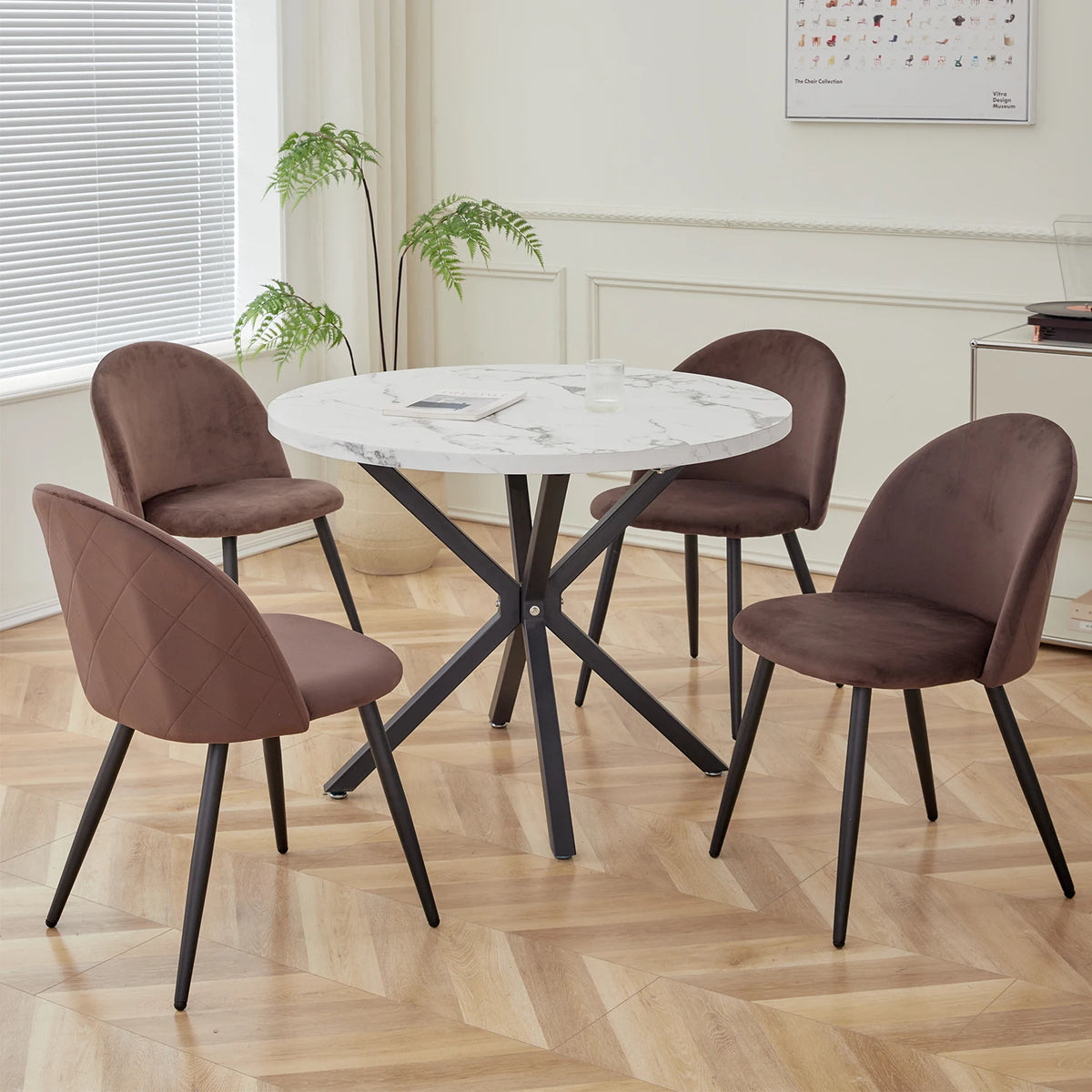 Un Set di 4 sedie da pranzo nordiche da cucina camera da letto comò in velluto Party sedie da pranzo di lusso moderne Design mobili per la casa unici