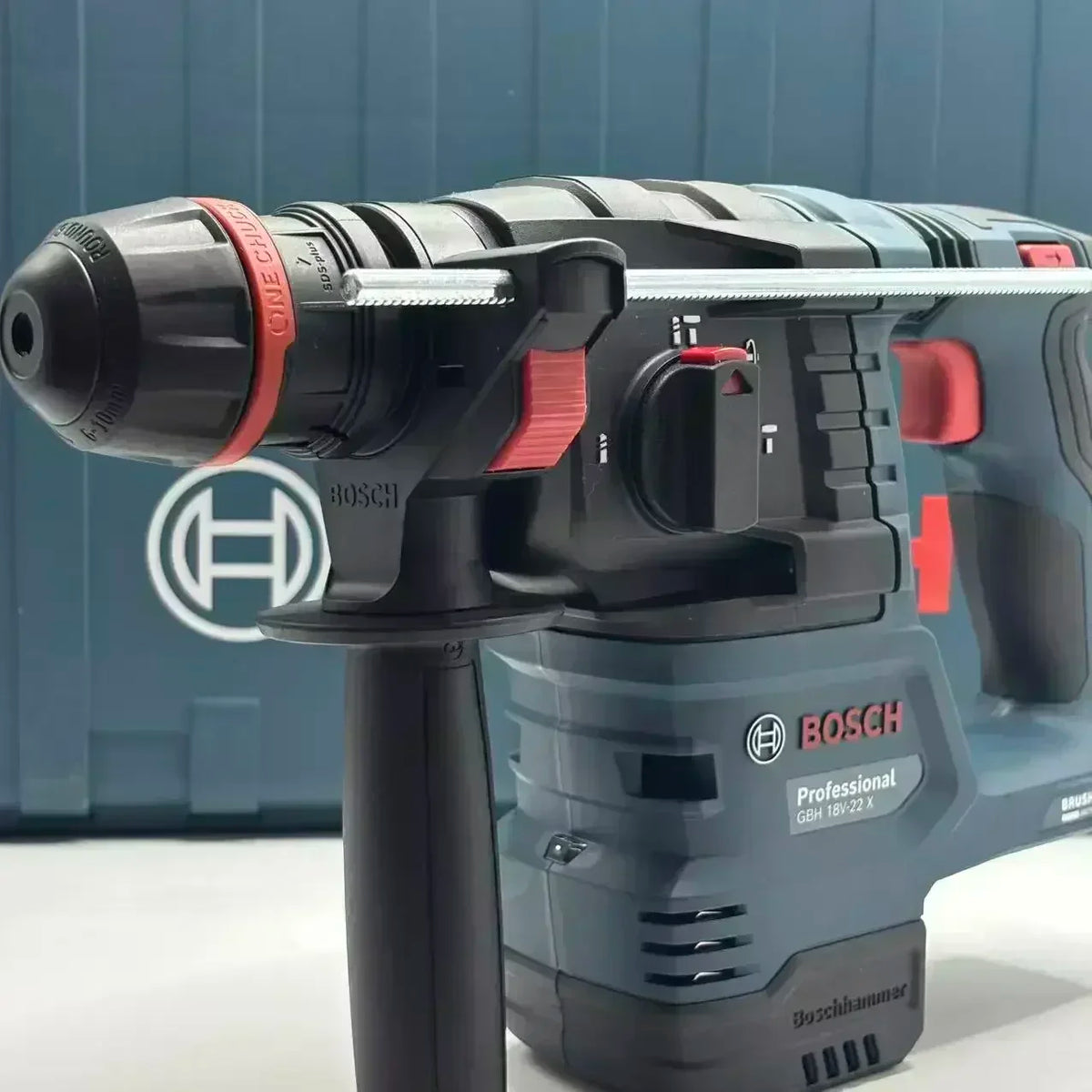 BOSCH GBH18V-22X Martello Perforatore Rotativo a Batteria SDS PLUS, Martello Elettrico Brushless per Lavori Pesanti su Calcestruzzo e Muratura