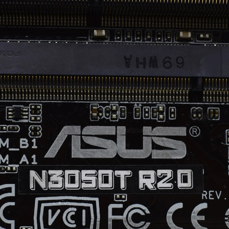 Scheda Madre Desktop ASUS N3050T R2.0 AM3+ AMD 970 SATA 6Gb/s USB 3.0 ATX Scheda Madre Originale AMD