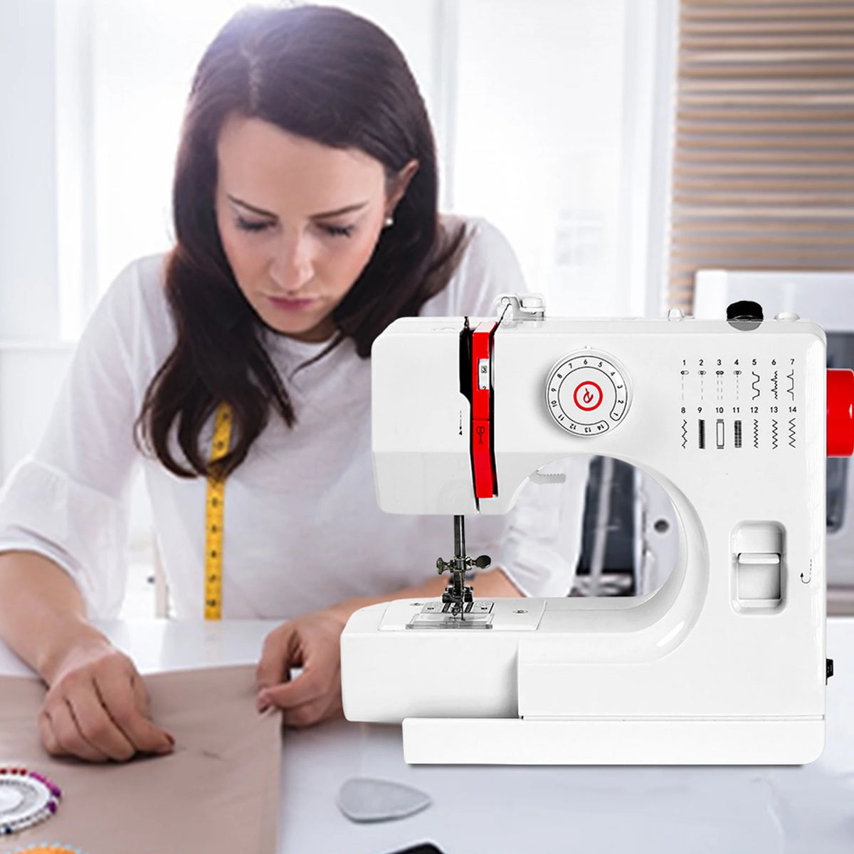 Macchina da Cucire Elettrica Mini 728 Fai-da-te con 14 Punti, Tavolo di Estensione, Kit per Tessuti in Cotone e Cucito, Cucitura Inversa e 14 Tipi di Punti Interni, EU
