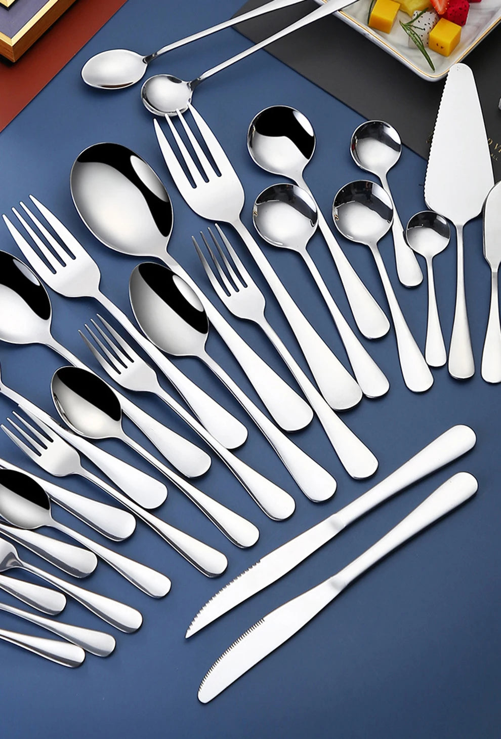 Set di posate da 24 pezzi in acciaio inossidabile, set di stoviglie, cucchiaio e forchetta, coltello, forchetta, cucchiaio da dessert, cucchiaio da tè