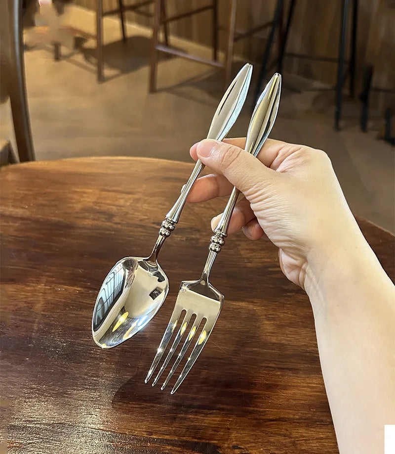 Set di posate per bistecche in acciaio inossidabile 304 di alta qualità, 6 pezzi, coltello, forchetta e cucchiaio creativi e rinforzati, stoviglie per hotel e ristoranti