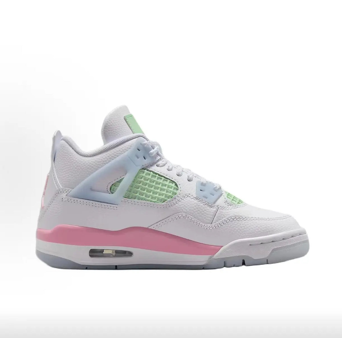 Scarpe da basket Nike White Color-Blocked Macaron, modello medio, in colori pastello rosa, blu e verde, ideali per il tempo libero, IB7068-100.