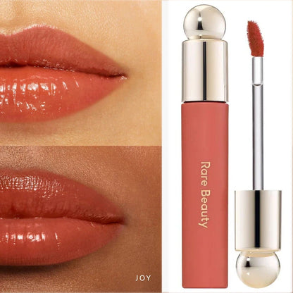 Rare Beauty Rossetto Liquido Opaco Impermeabile, Non Appiccicoso, Lunga Durata, Non Sbiadisce, Delight Hope Happy Wonder