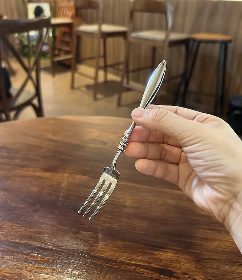 Set di posate per bistecche in acciaio inossidabile 304 di alta qualità, 6 pezzi, coltello, forchetta e cucchiaio creativi e rinforzati, stoviglie per hotel e ristoranti