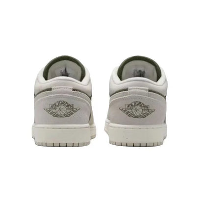Sneakers basse Nike bianche, grigie e verde oliva, modello AJ1 Retro Patchwork, casual, versatili e di tendenza, HV4396-201