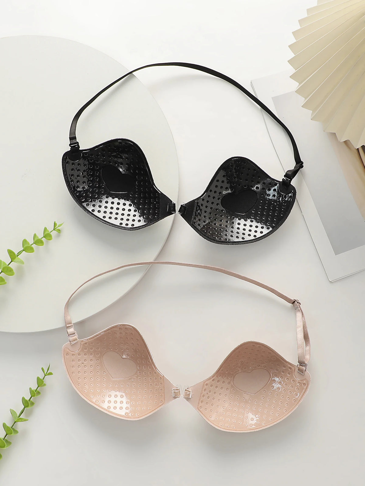 Reggiseno da donna staccabile con cinturino sul petto invisibile raccolto abiti da sera adesivi senza cuciture e braissere per feste JB2511